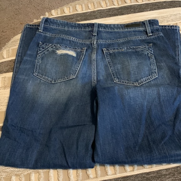 Buckle Black distressed Mom Jeans, size 29 - Picture 7 of 7